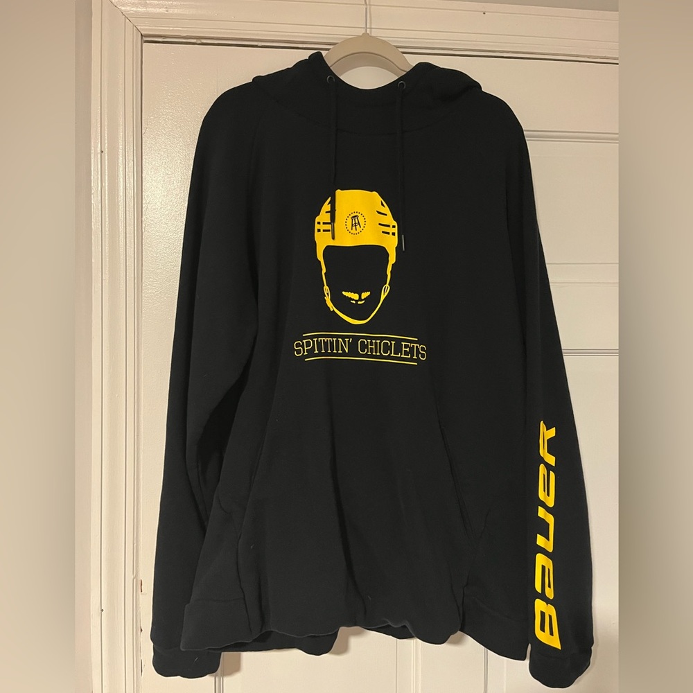 Bauer Men's Black and Yellow Graphic Hoodie Spittin Chiclets